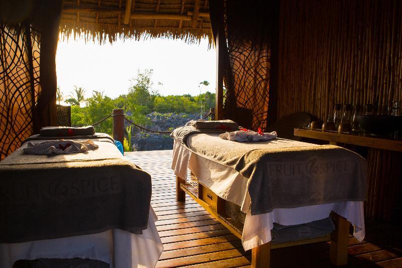 Fruit And Spice Wellness Resort Kizimkazi Buitenkant foto